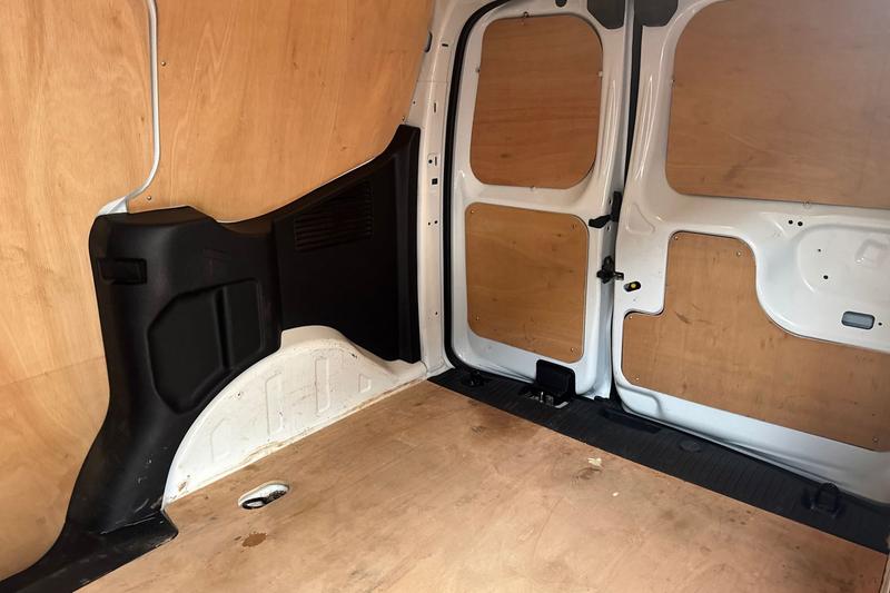 Used Ford Transit Courier 2024 for sale - 77204949: Photo 4