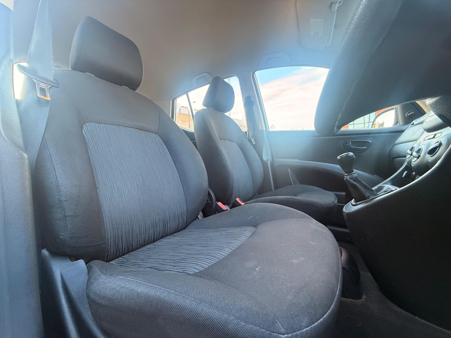 Used Hyundai i10 2012 for sale - 77396200: Photo 10