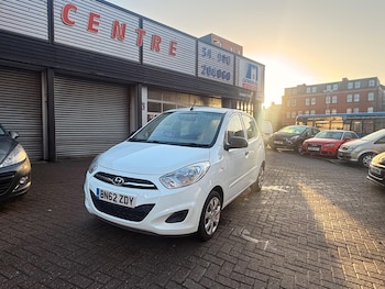 Used Hyundai i10 2012 for sale - 77396200: Photo