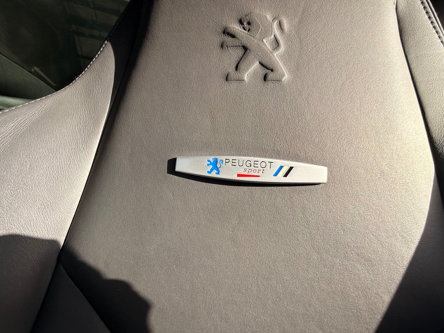 Used Peugeot RCZ 2011 for sale - 76392360: Photo 12