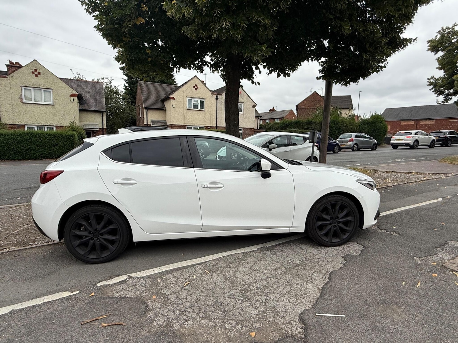 Used Mazda Mazda3 2014 for sale - 76179765: Photo 9
