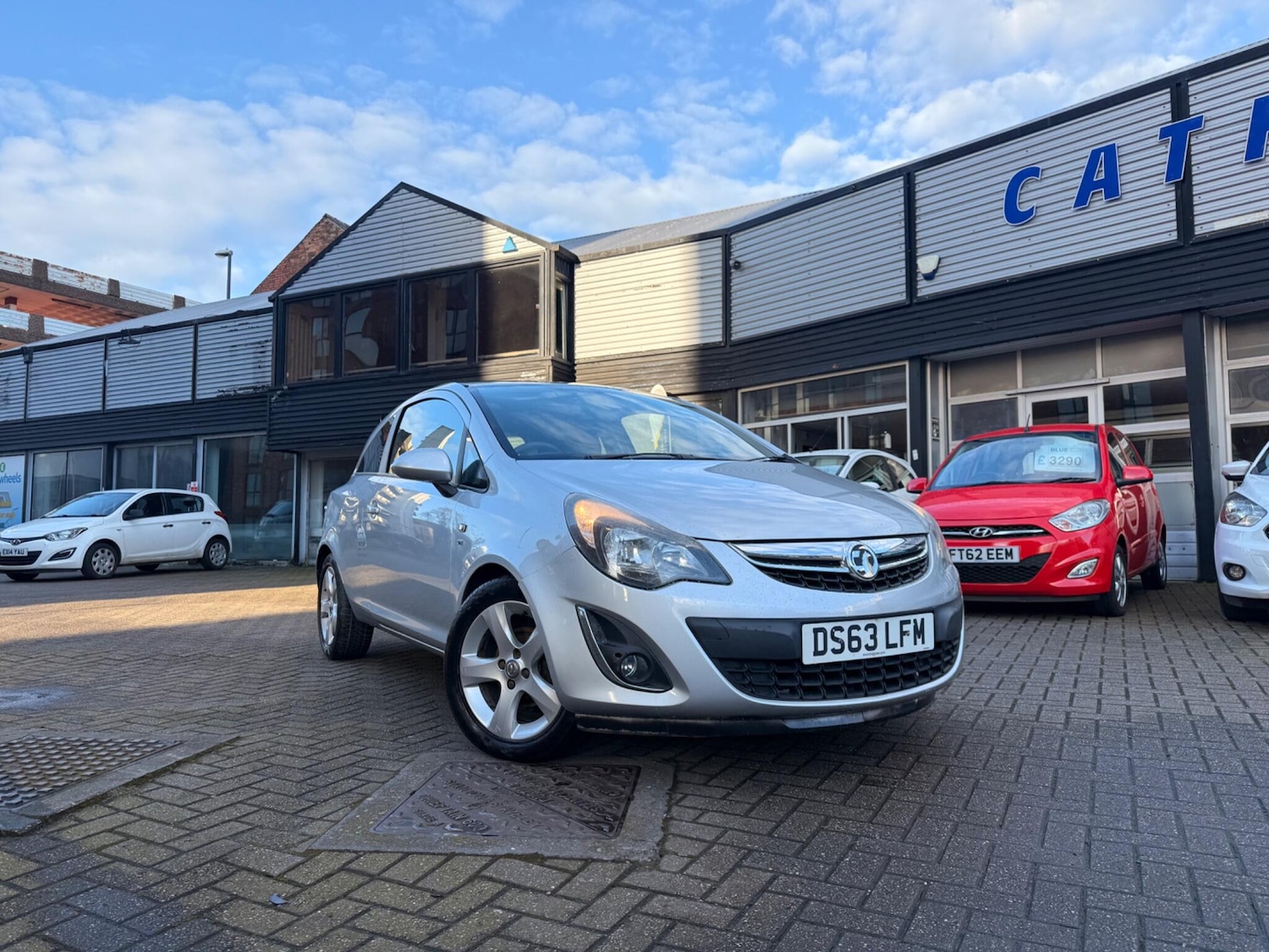 Used Vauxhall Corsa for sale - 77705485: Photo 1