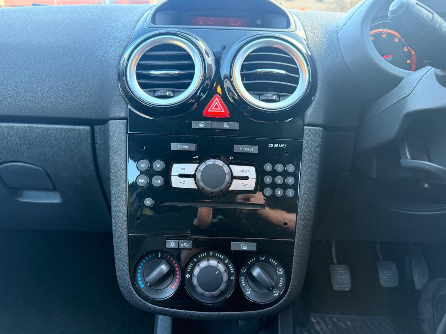 Used Vauxhall Corsa for sale - 77705485: Photo 14