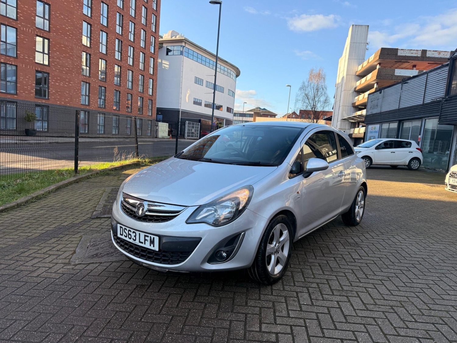 Used Vauxhall Corsa for sale - 77705485: Photo 3