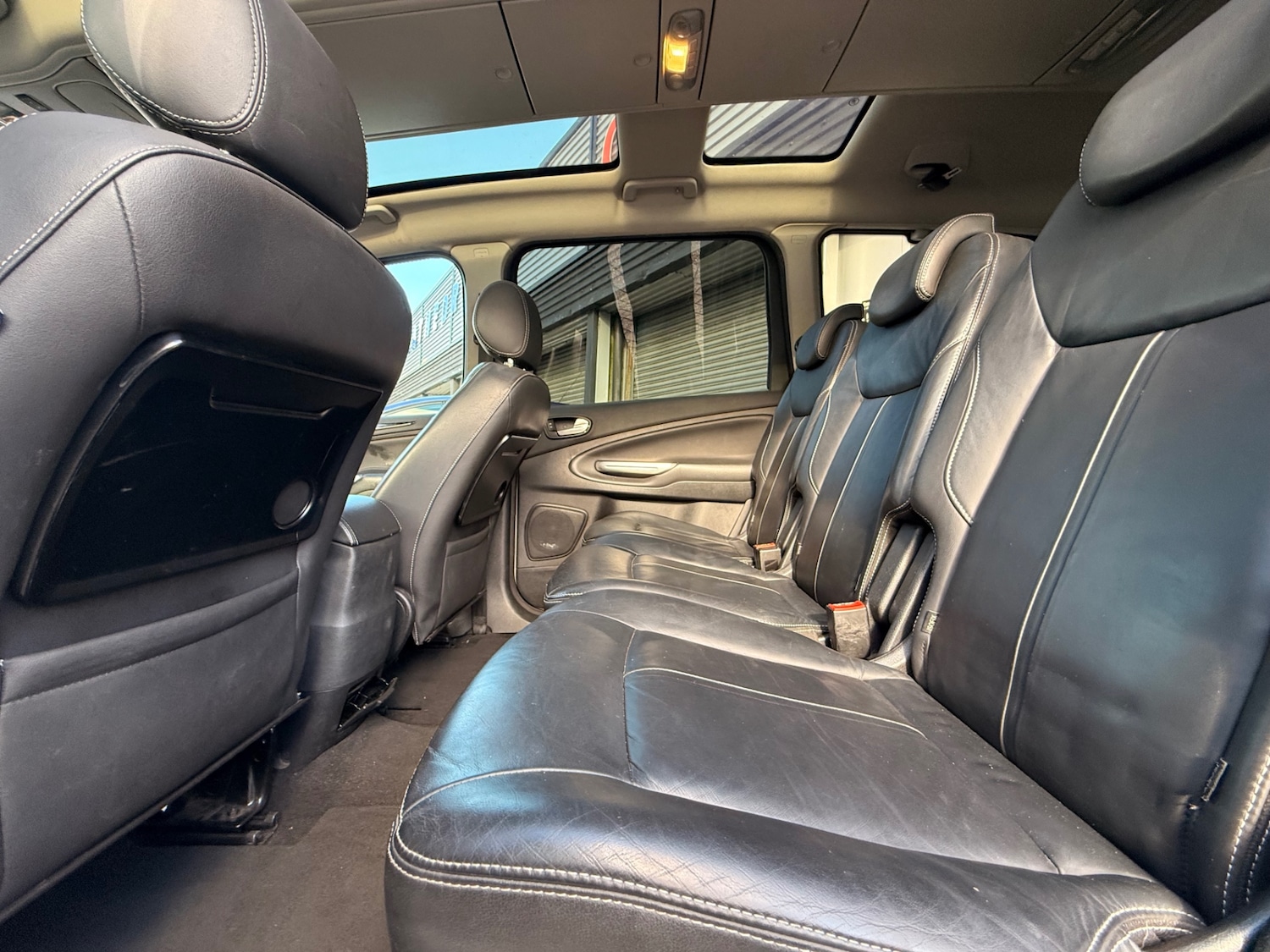 Used Ford Galaxy 2011 for sale - 76392241: Photo 14