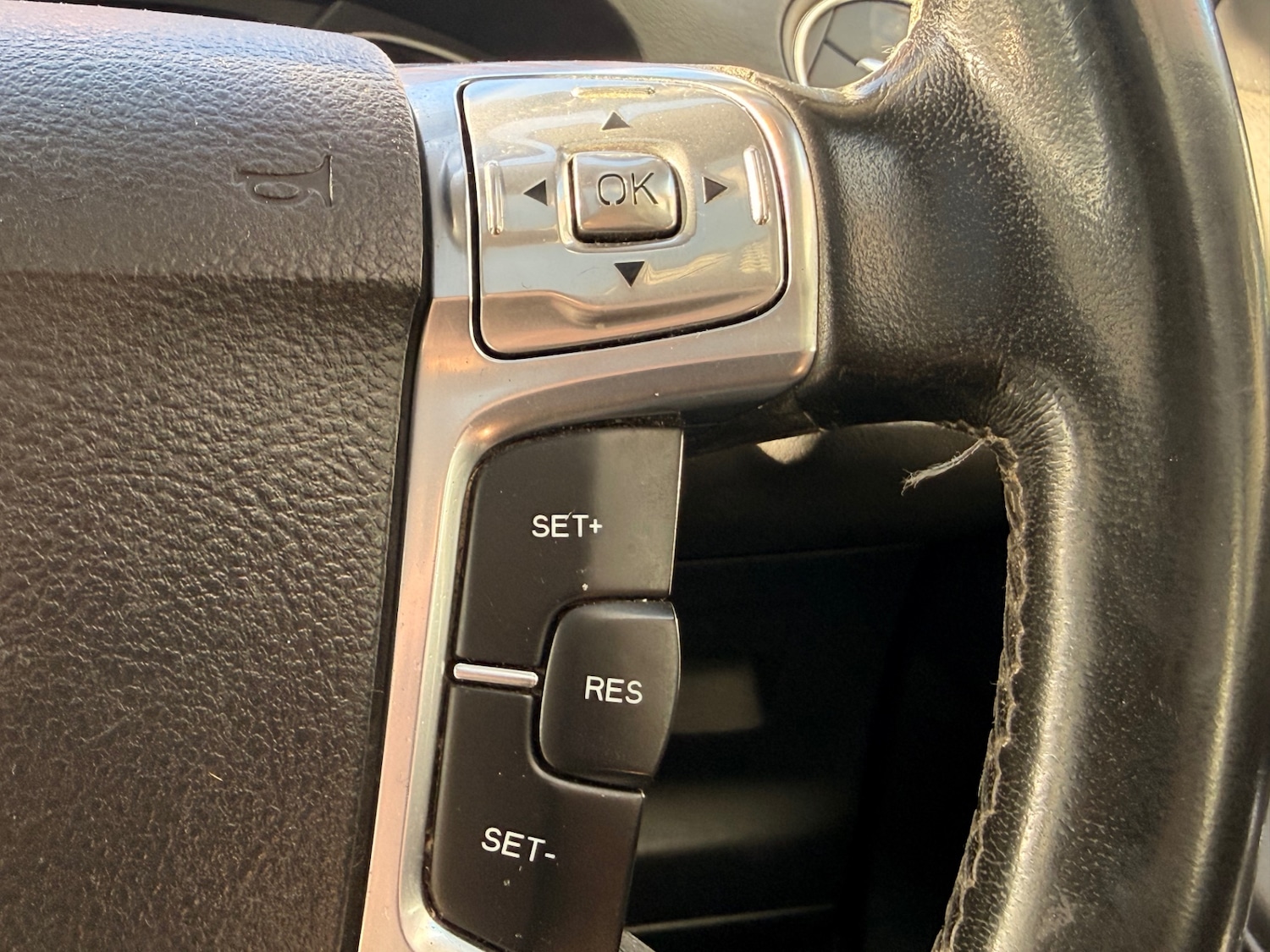 Used Ford Galaxy 2011 for sale - 76392241: Photo 25