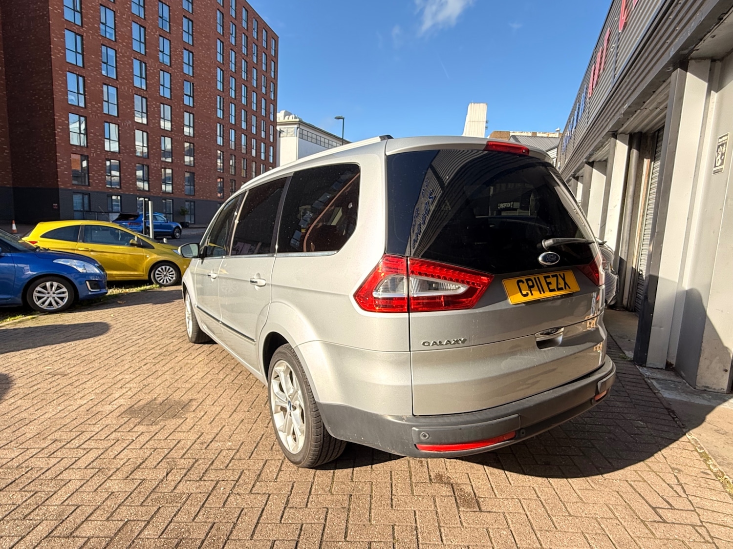 Used Ford Galaxy 2011 for sale - 76392241: Photo 5