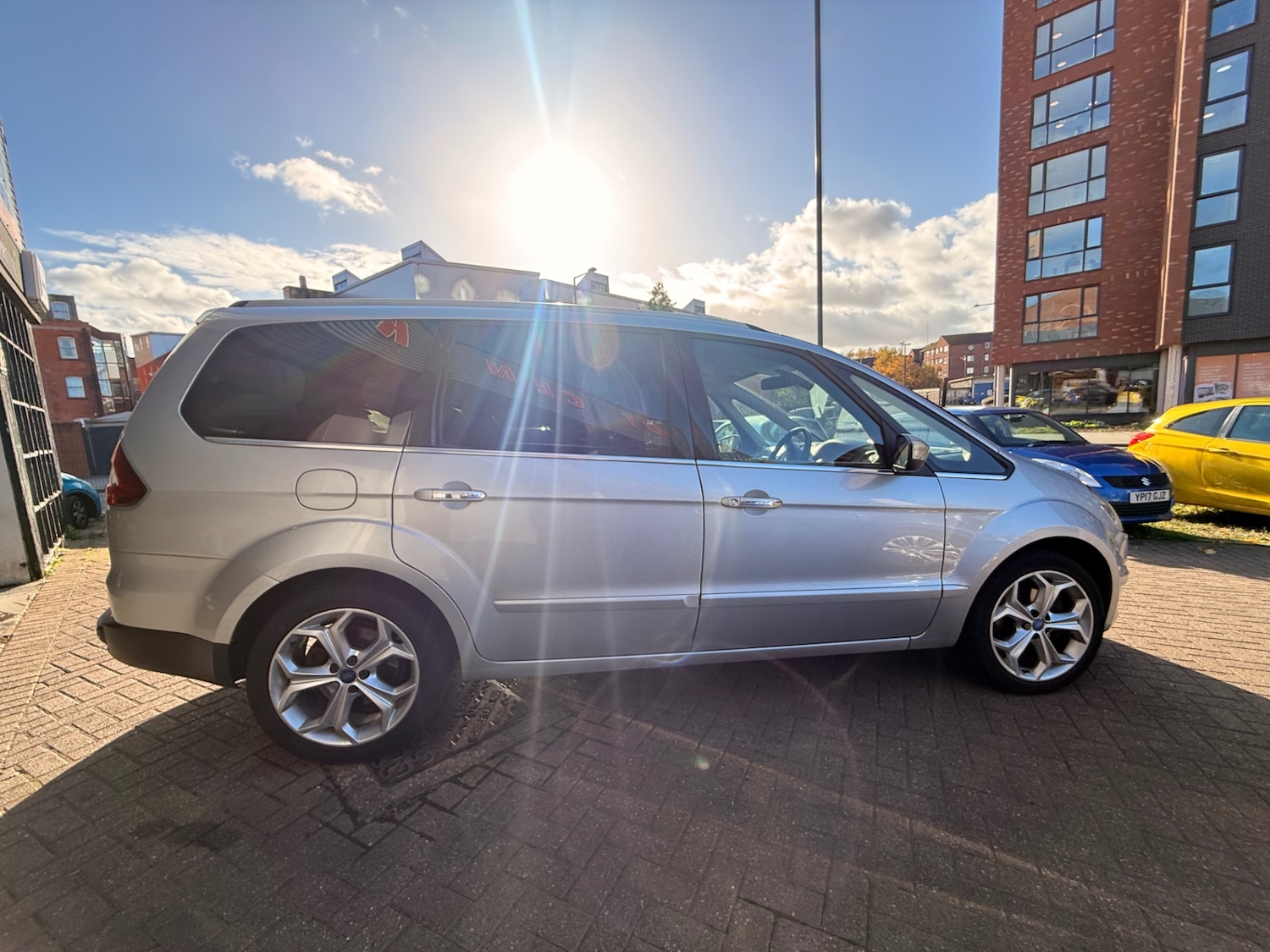 Used Ford Galaxy 2011 for sale - 76392241: Photo 9