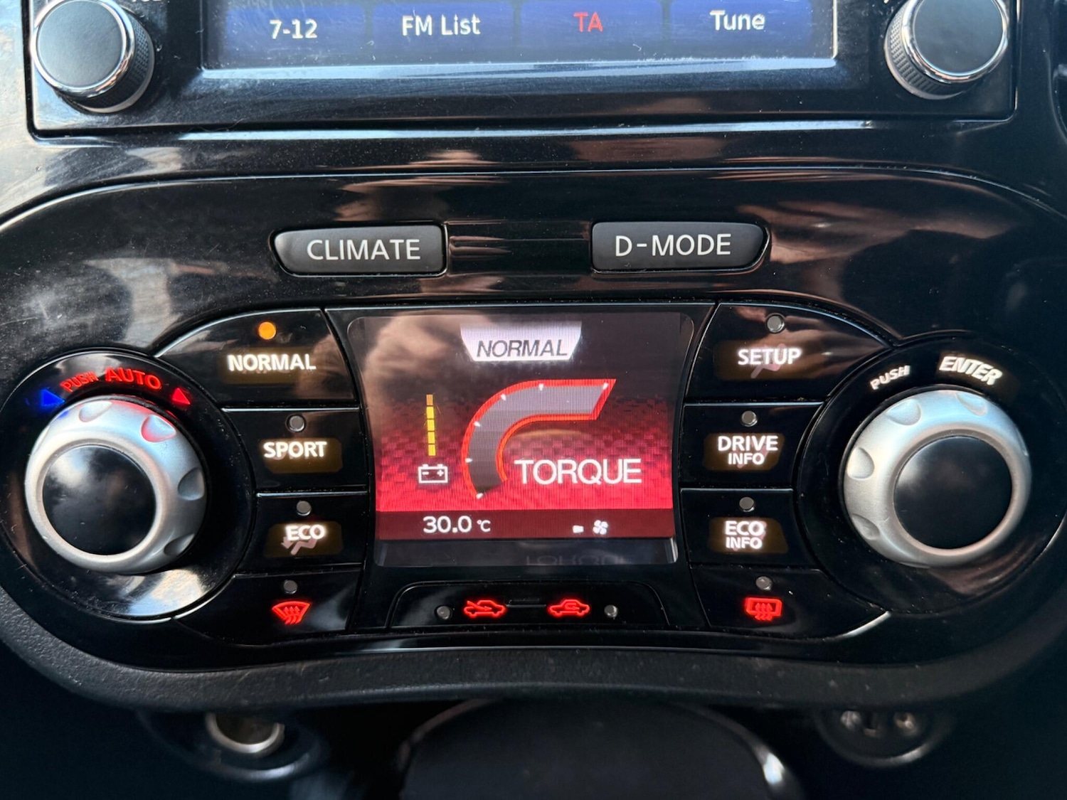 Used Nissan Juke 2015 for sale - 77671136: Photo 16