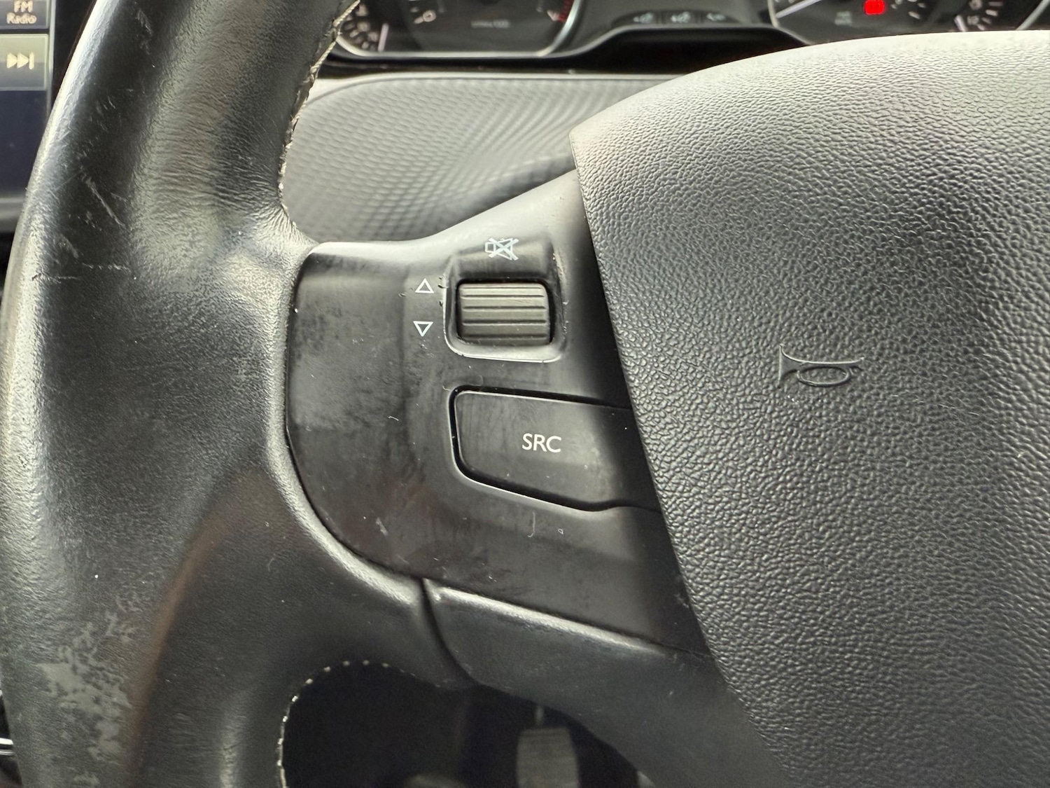 Used Peugeot 208 2016 for sale - 76942722: Photo 21