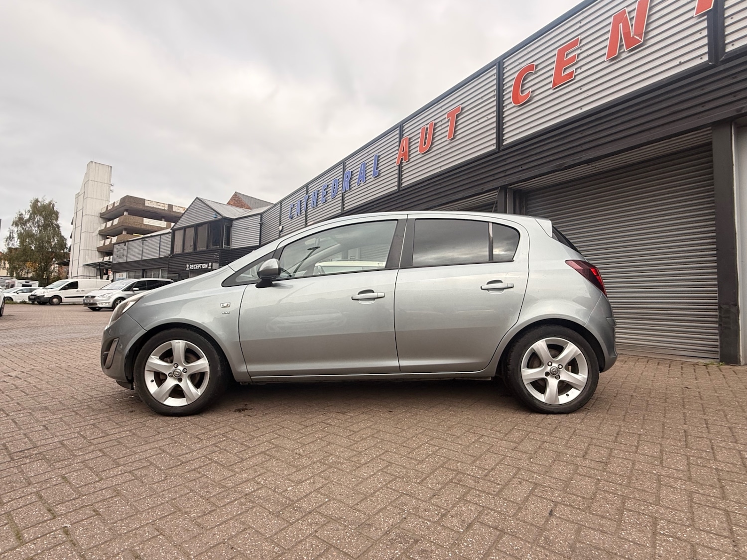 Used Vauxhall Corsa 2013 for sale - 76206224: Photo 4
