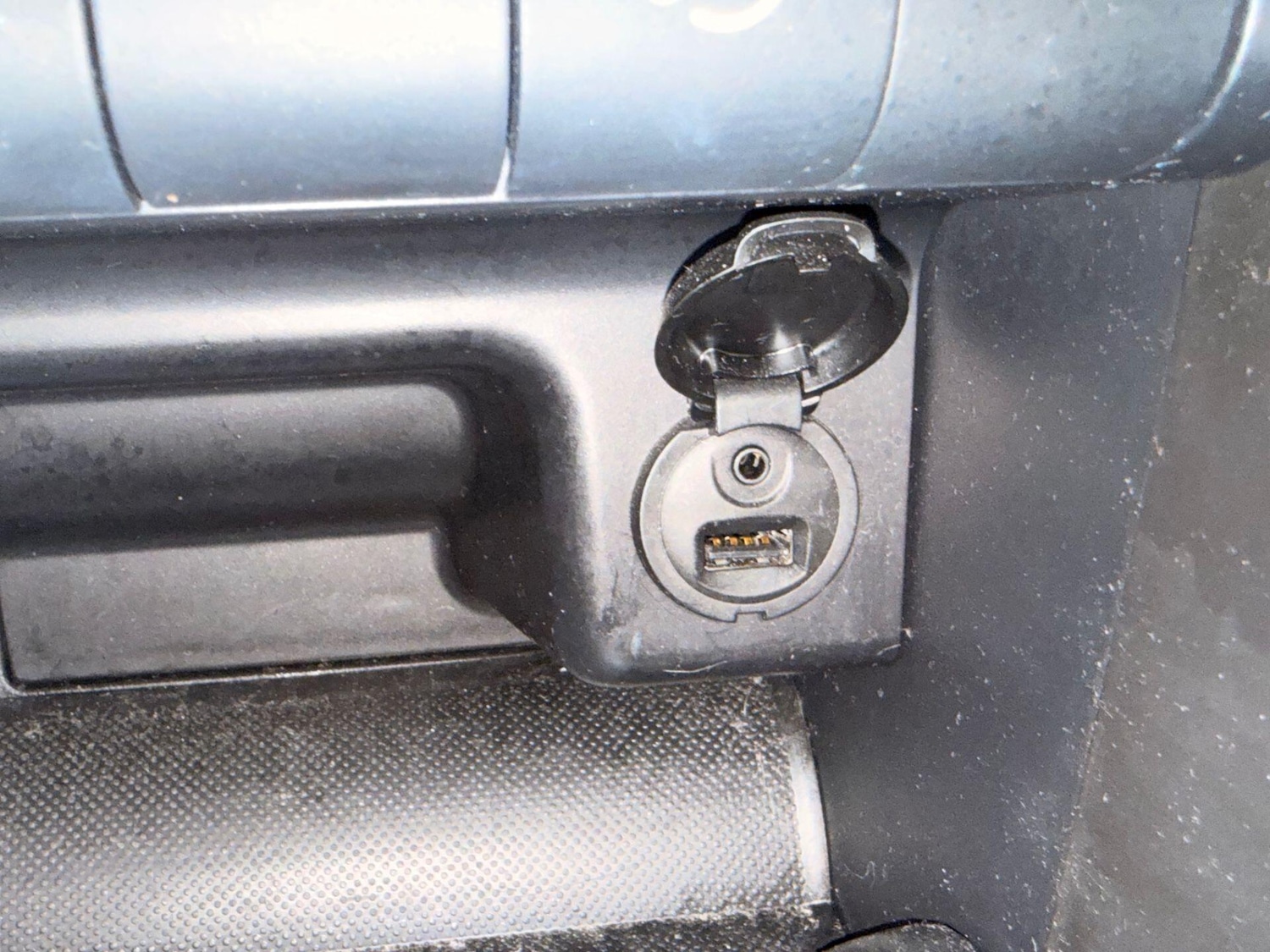 Used Peugeot 207 2010 for sale - 77523948: Photo 20