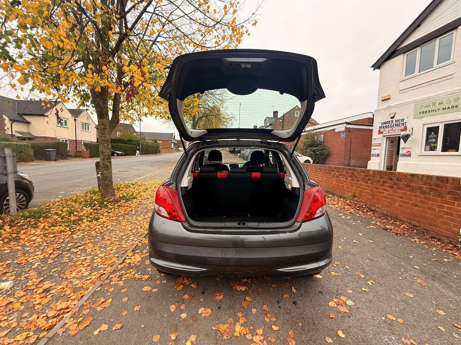 Used Peugeot 207 2010 for sale - 77523948: Photo 6