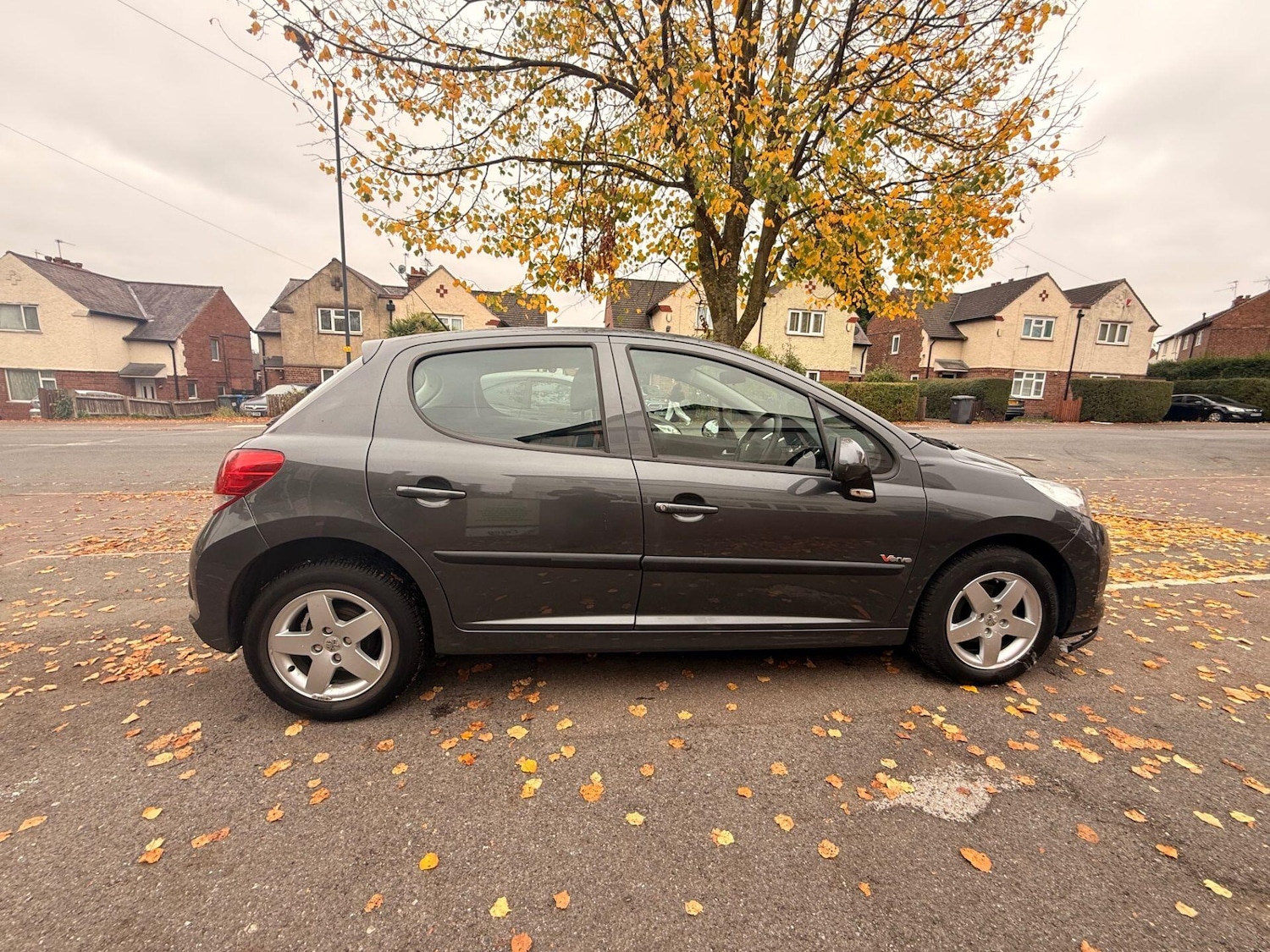 Used Peugeot 207 2010 for sale - 77523948: Photo 8