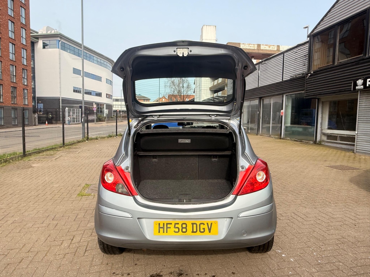 Used Vauxhall Corsa 2008 for sale - 77993538: Photo 7