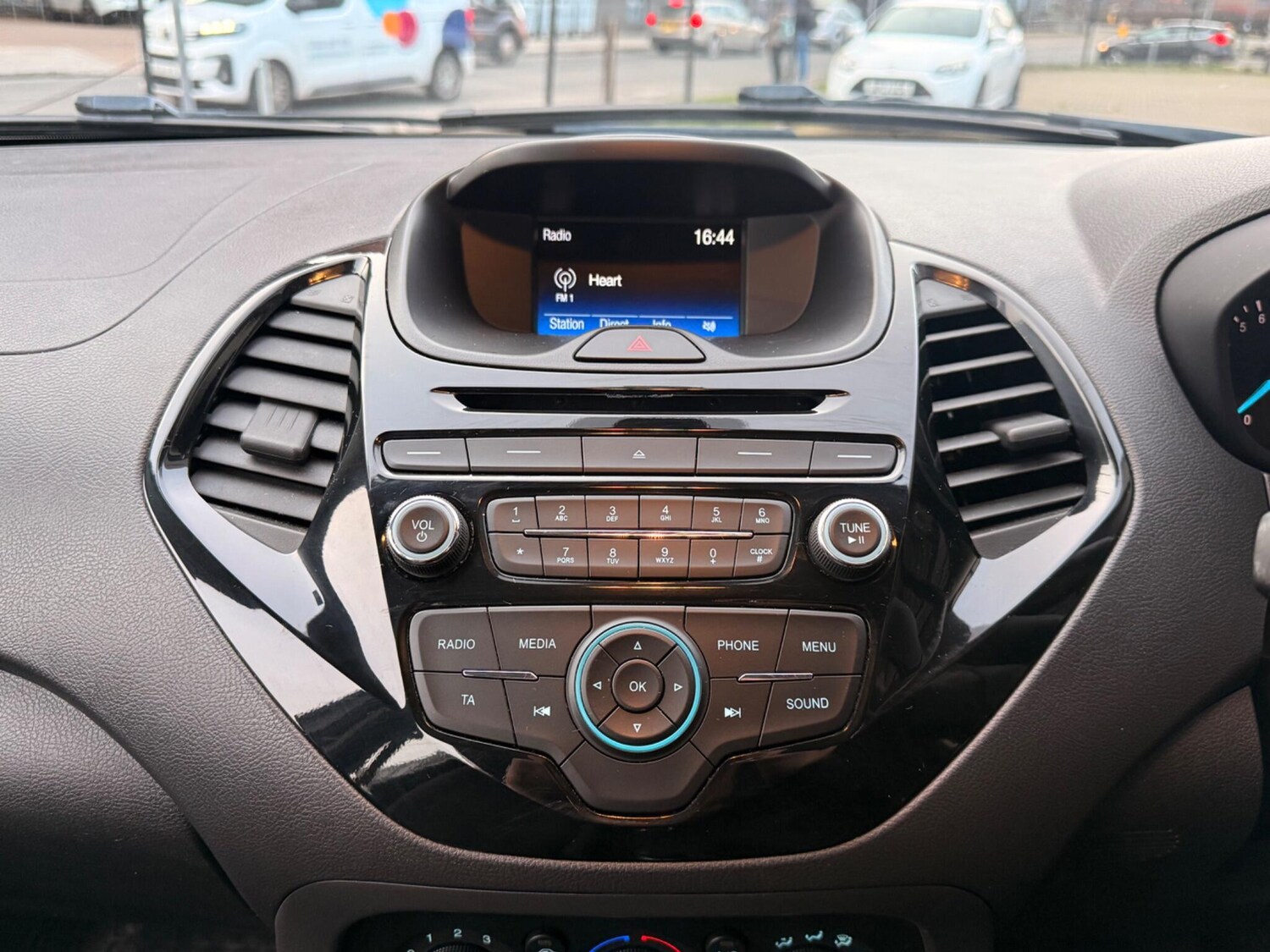 Used Ford Ka+ 2017 for sale - 77586588: Photo 15