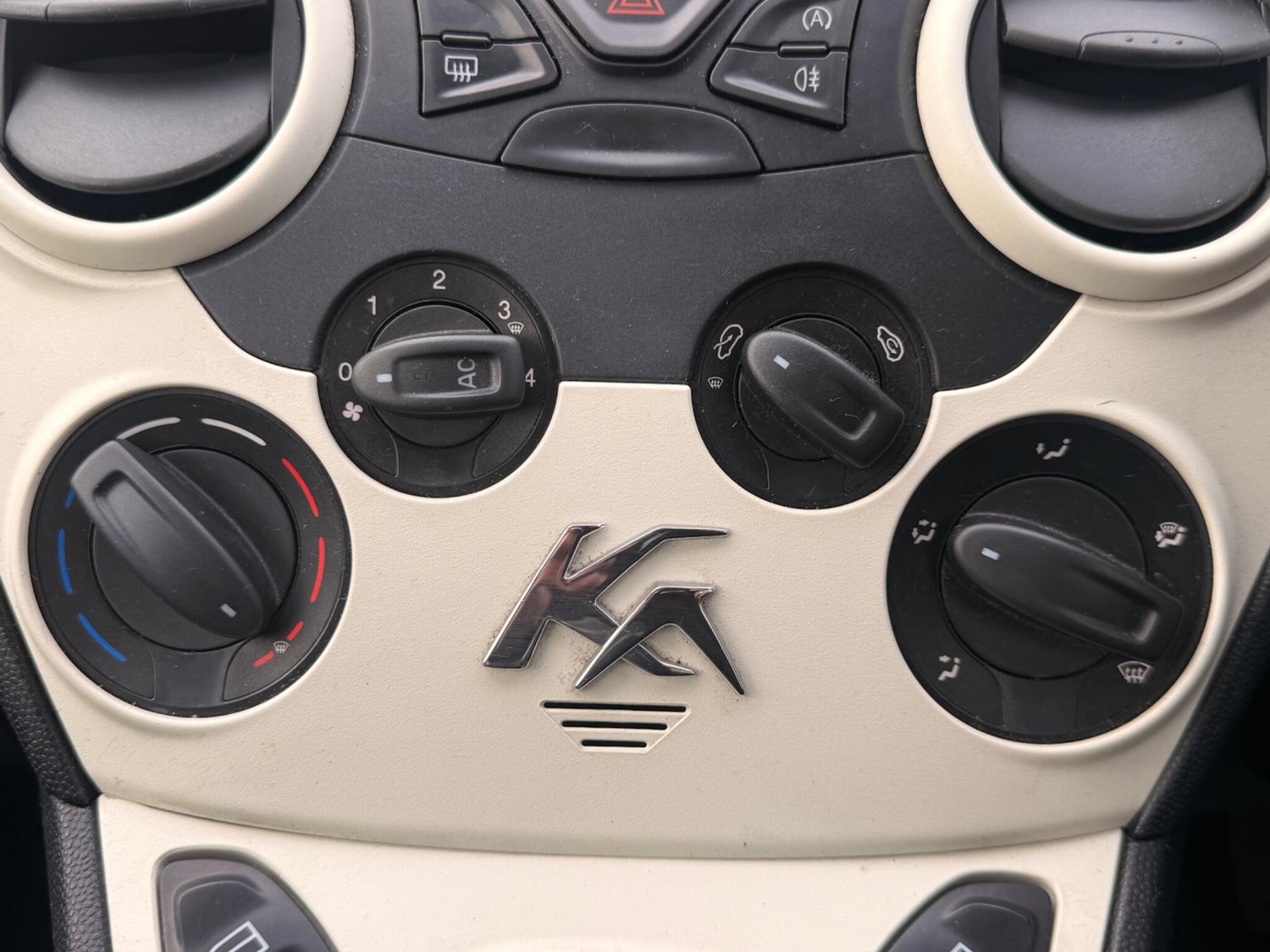 Used Ford Ka 2011 for sale - 77524826: Photo 17