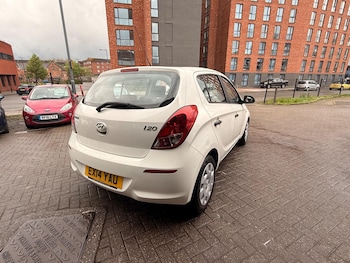 Used Hyundai i20 2014 for sale - 78260350: Photo