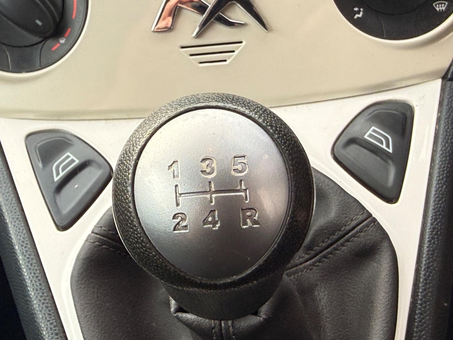 Used Ford Ka 2014 for sale - 76607129: Photo 14