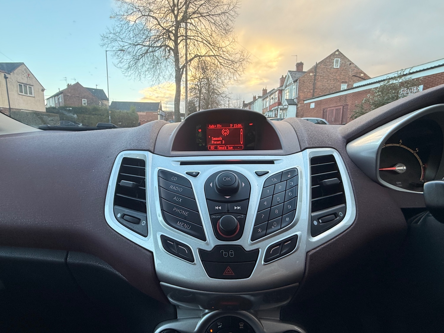 Used Ford Fiesta 2010 for sale - 76684045: Photo 14