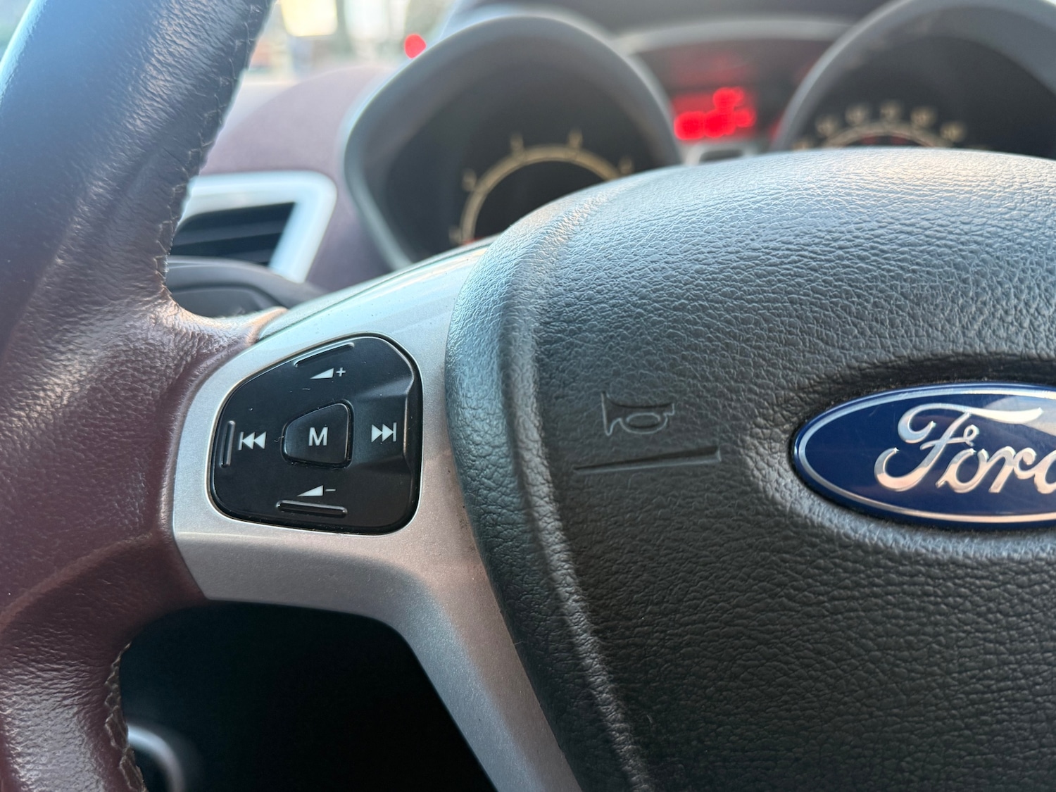 Used Ford Fiesta 2010 for sale - 76684045: Photo 20