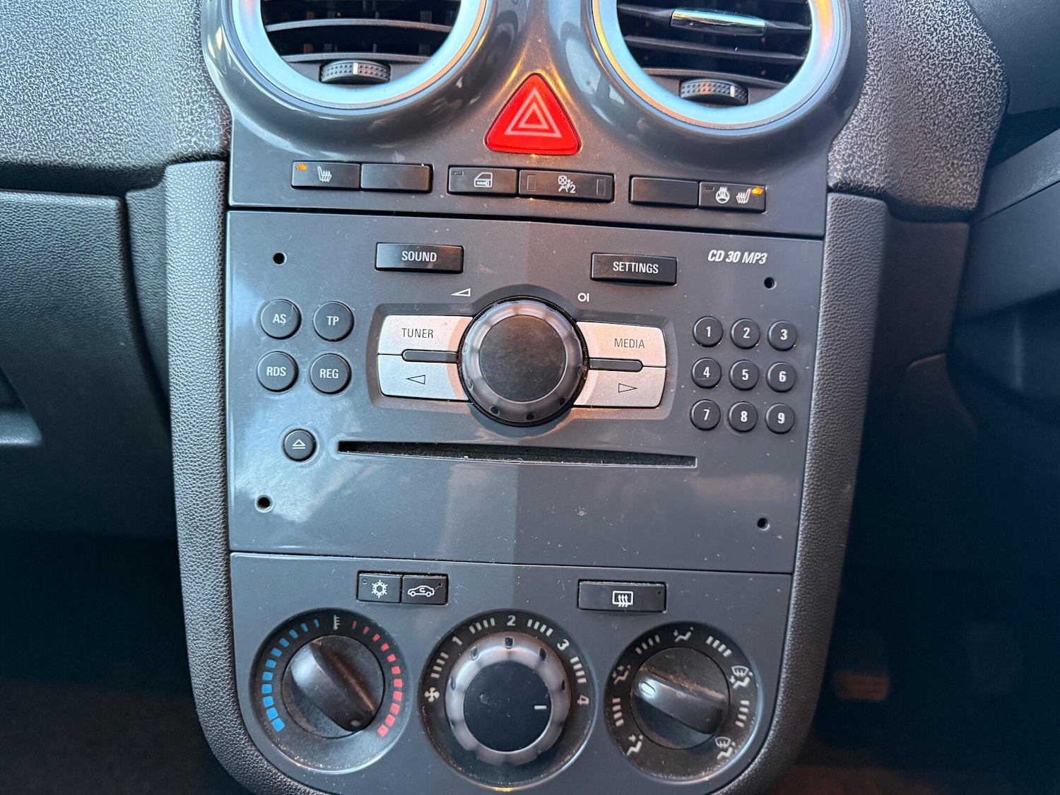 Used Vauxhall Corsa 2012 for sale - 77163326: Photo 15