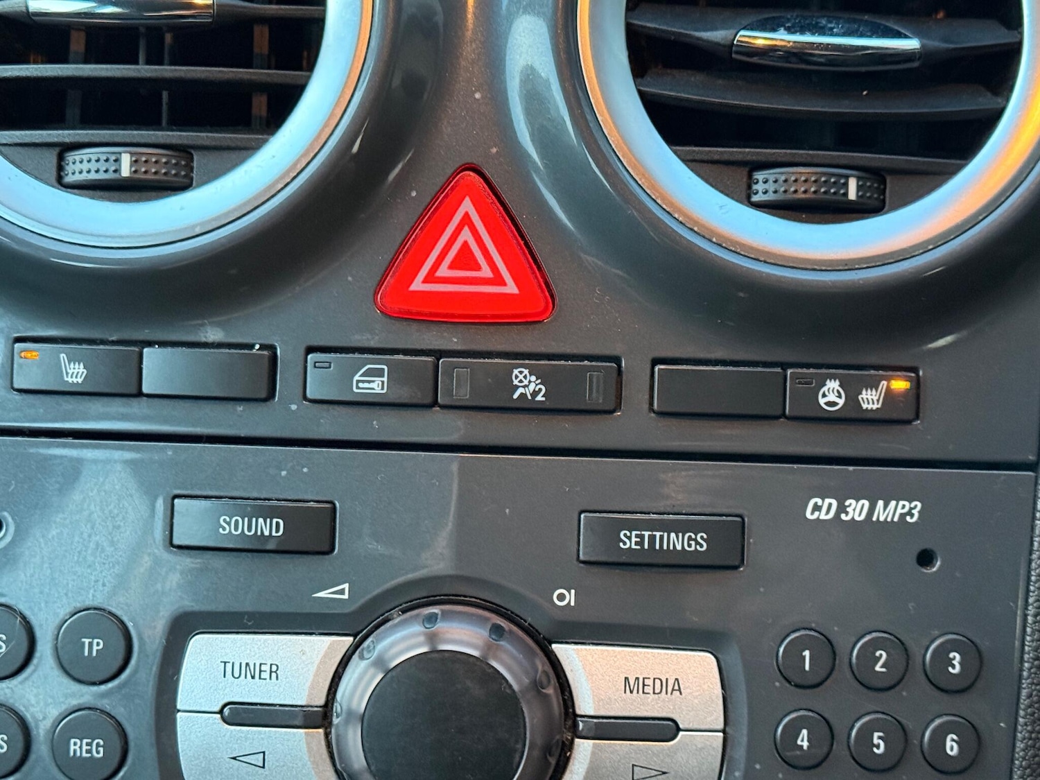 Used Vauxhall Corsa 2012 for sale - 77163326: Photo 21