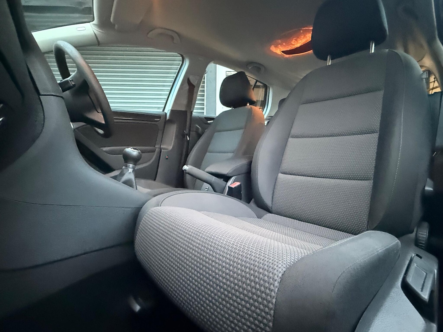 Used Volkswagen Golf 2009 for sale - 77191052: Photo 14