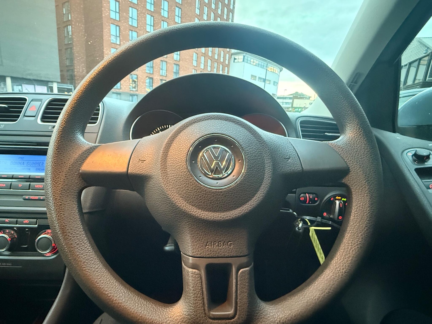 Used Volkswagen Golf 2009 for sale - 77191052: Photo 19