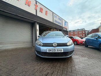 Used Volkswagen Golf 2009 for sale - 77191052: Photo