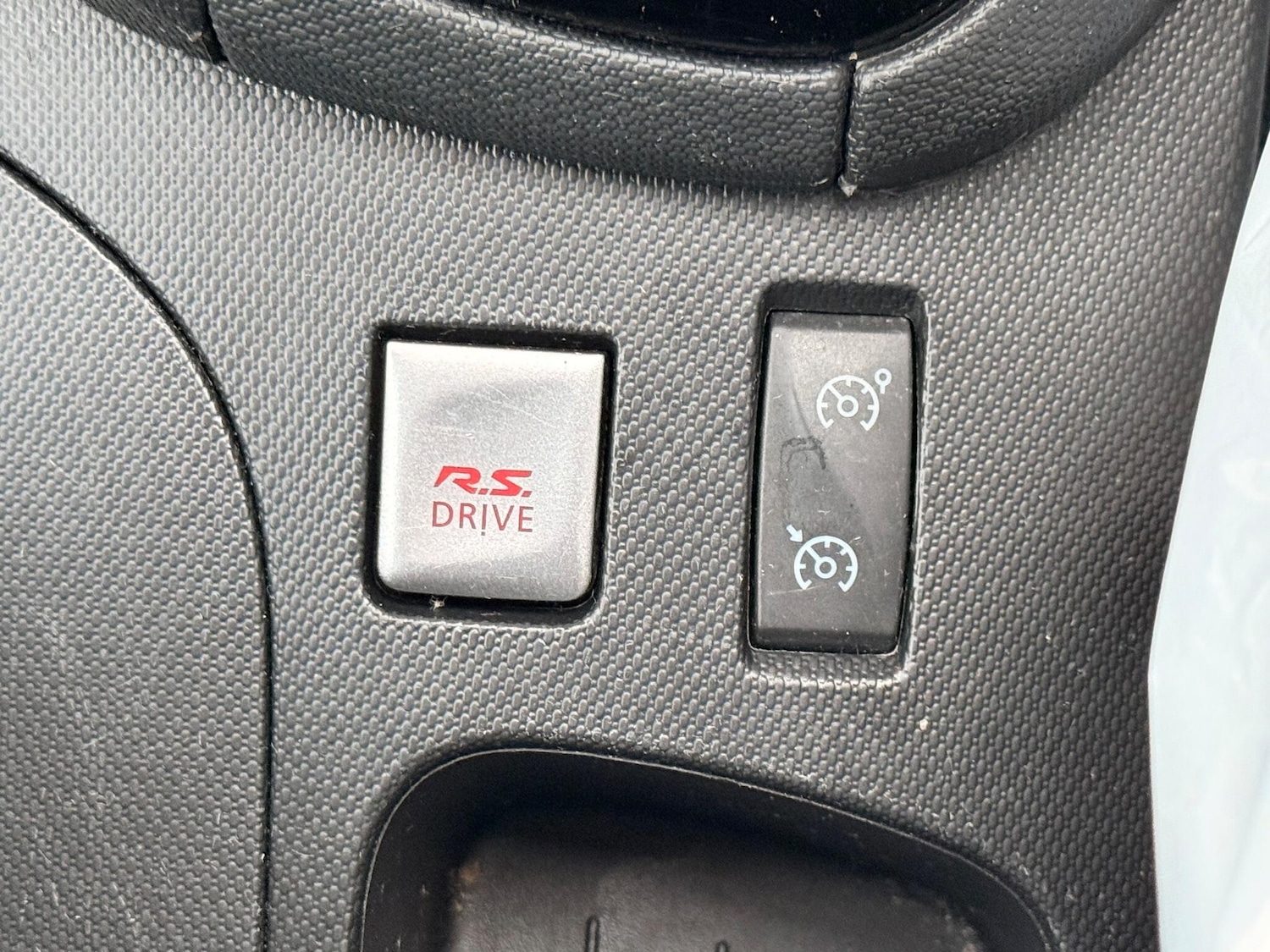 Used Renault Clio 2014 for sale - 76521551: Photo 24