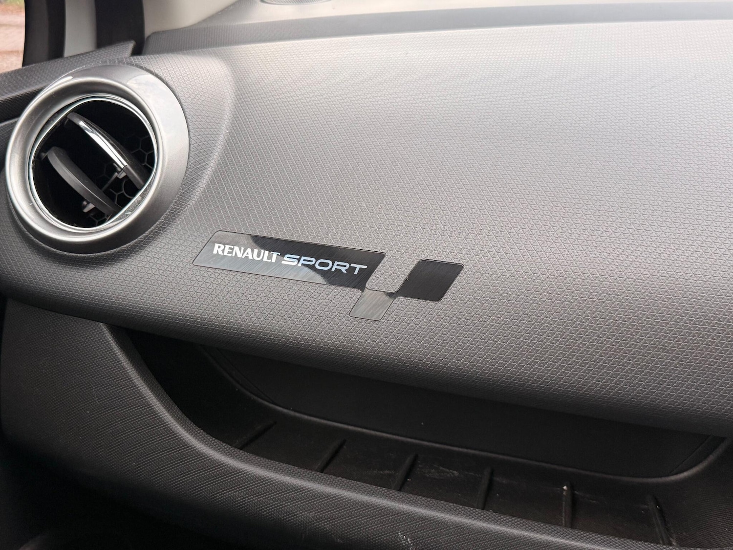 Used Renault Clio 2014 for sale - 76521551: Photo 33