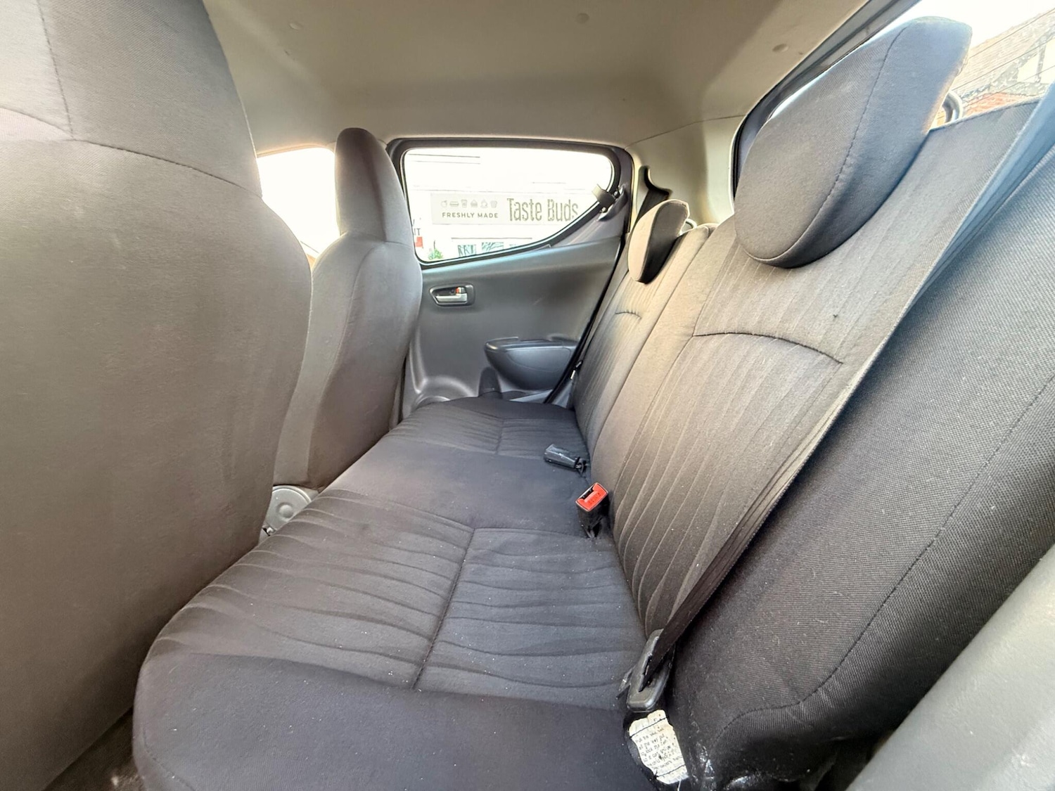 Used Nissan Pixo 2010 for sale - 77238185: Photo 11