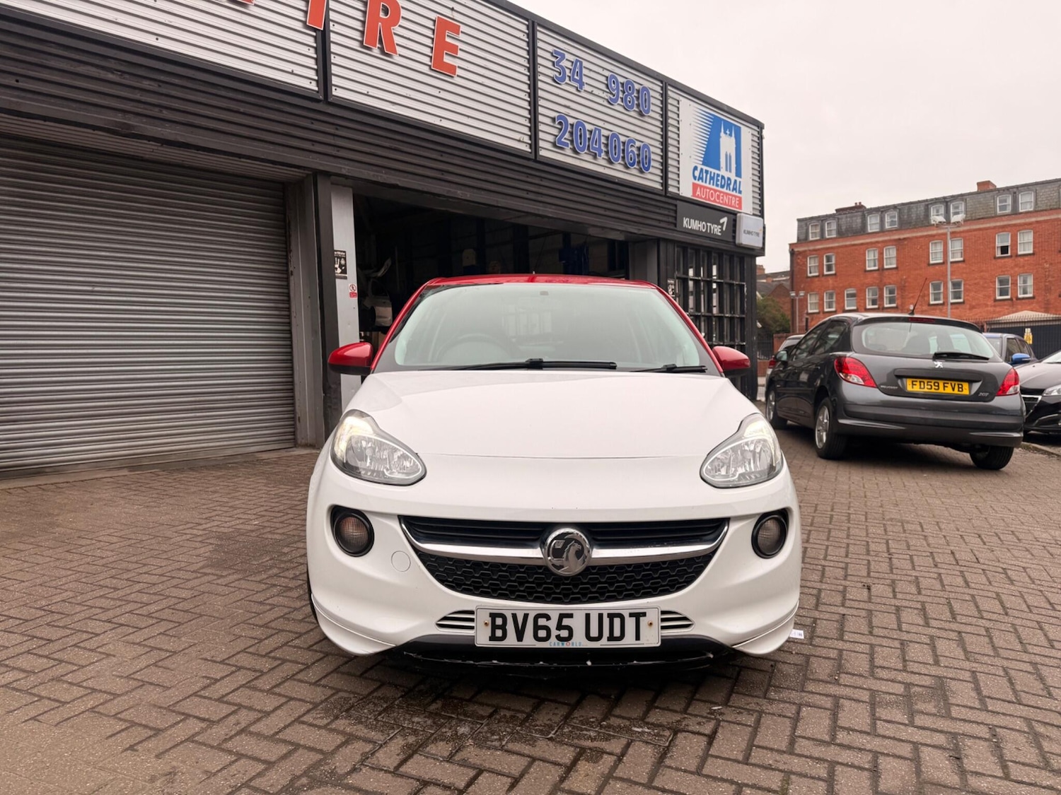 Used Vauxhall ADAM 2015 for sale - 77993779: Photo 2