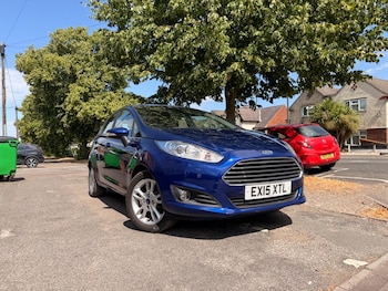 Used Ford Fiesta 2015 for sale - 79325104: Photo