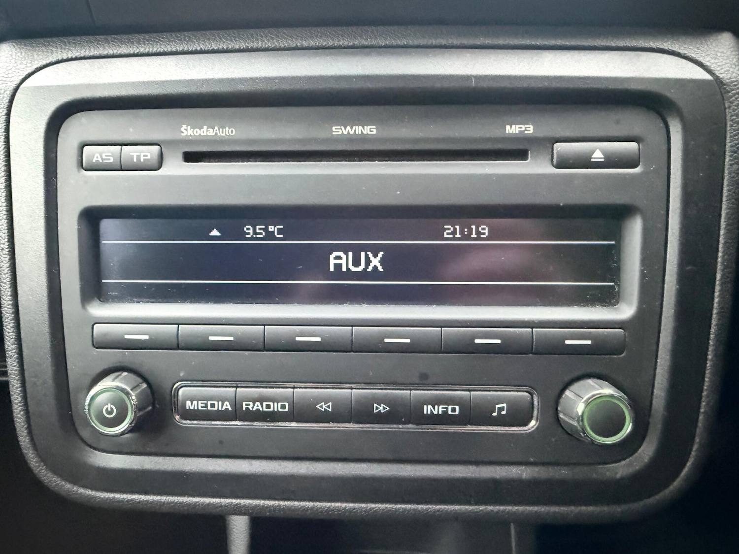 Used Skoda Fabia 2010 for sale - 77191662: Photo 19