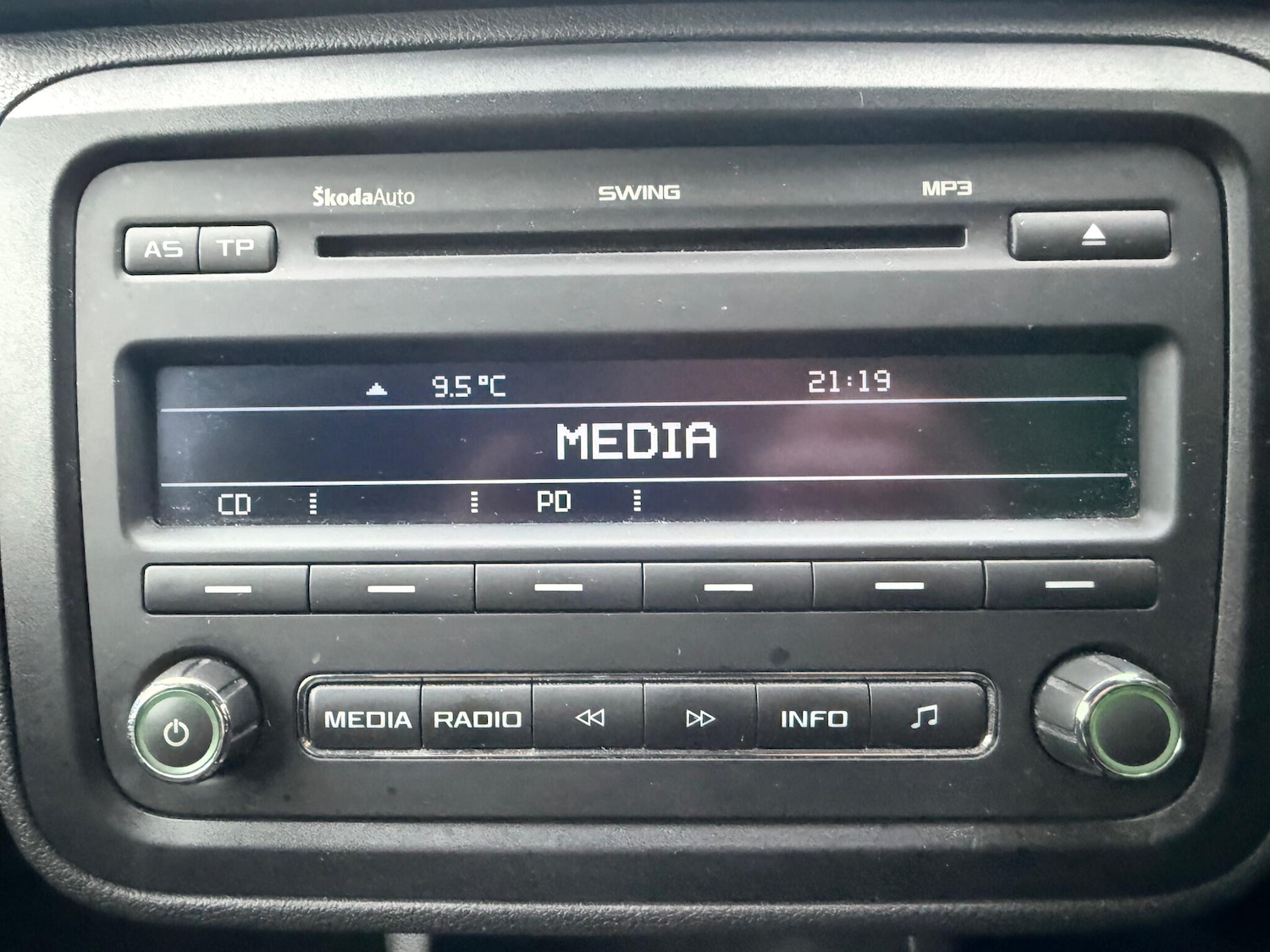 Used Skoda Fabia 2010 for sale - 77191662: Photo 20