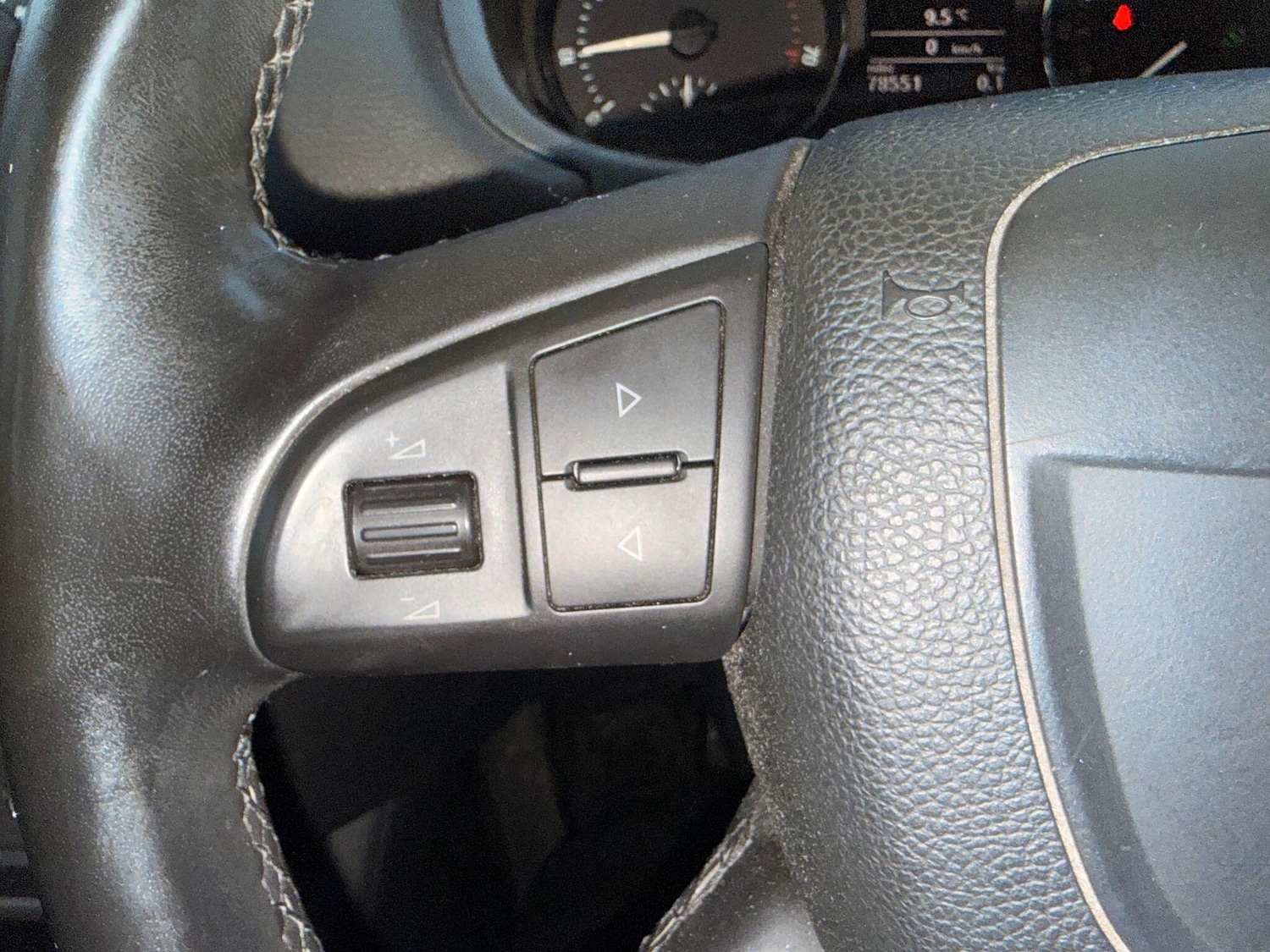 Used Skoda Fabia 2010 for sale - 77191662: Photo 23