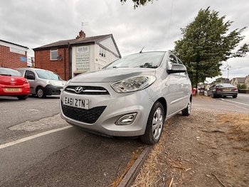 Used Hyundai i10 2011 for sale - 79116062: Photo