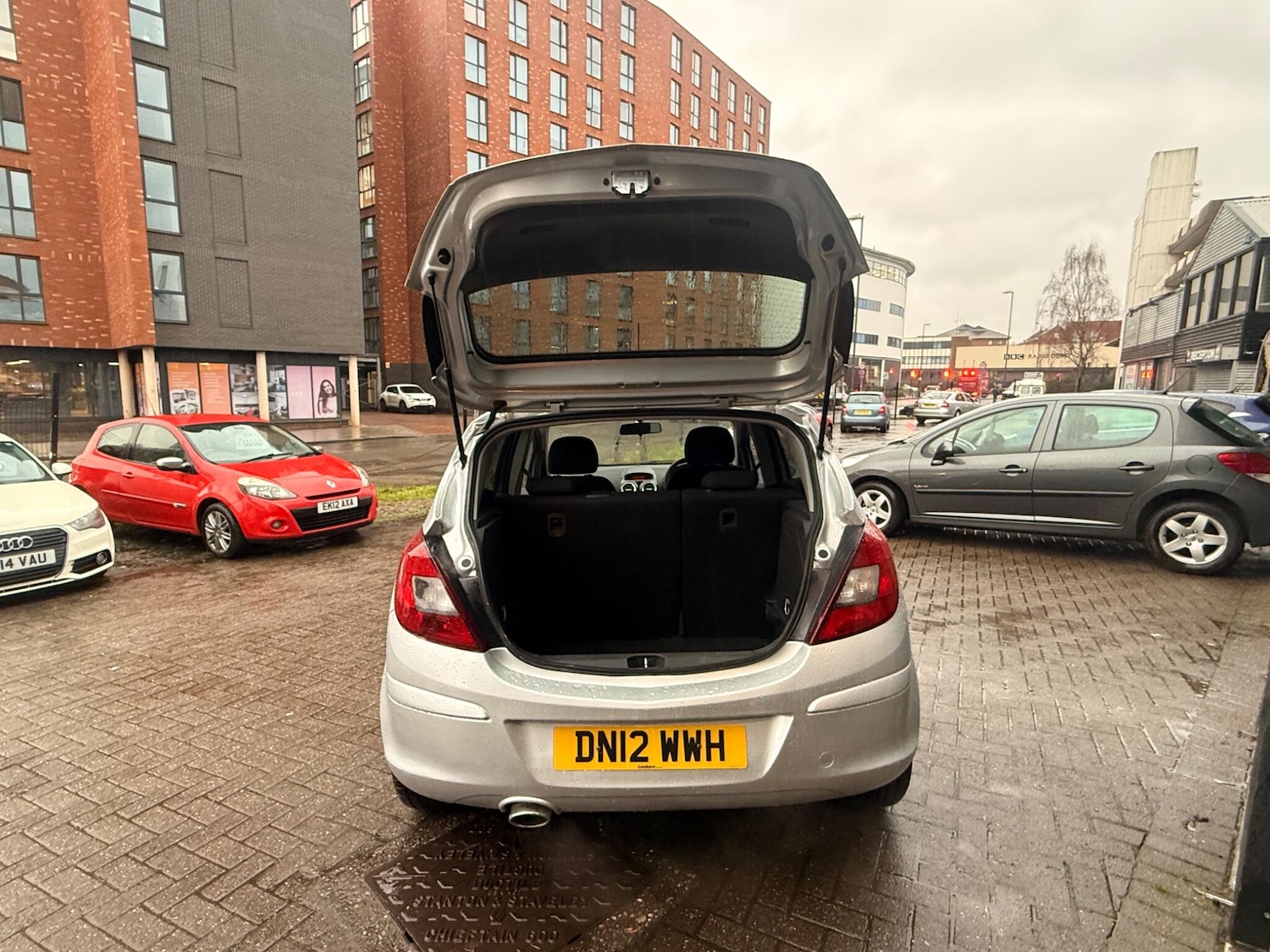 Used Vauxhall Corsa 2012 for sale - 77279566: Photo 8