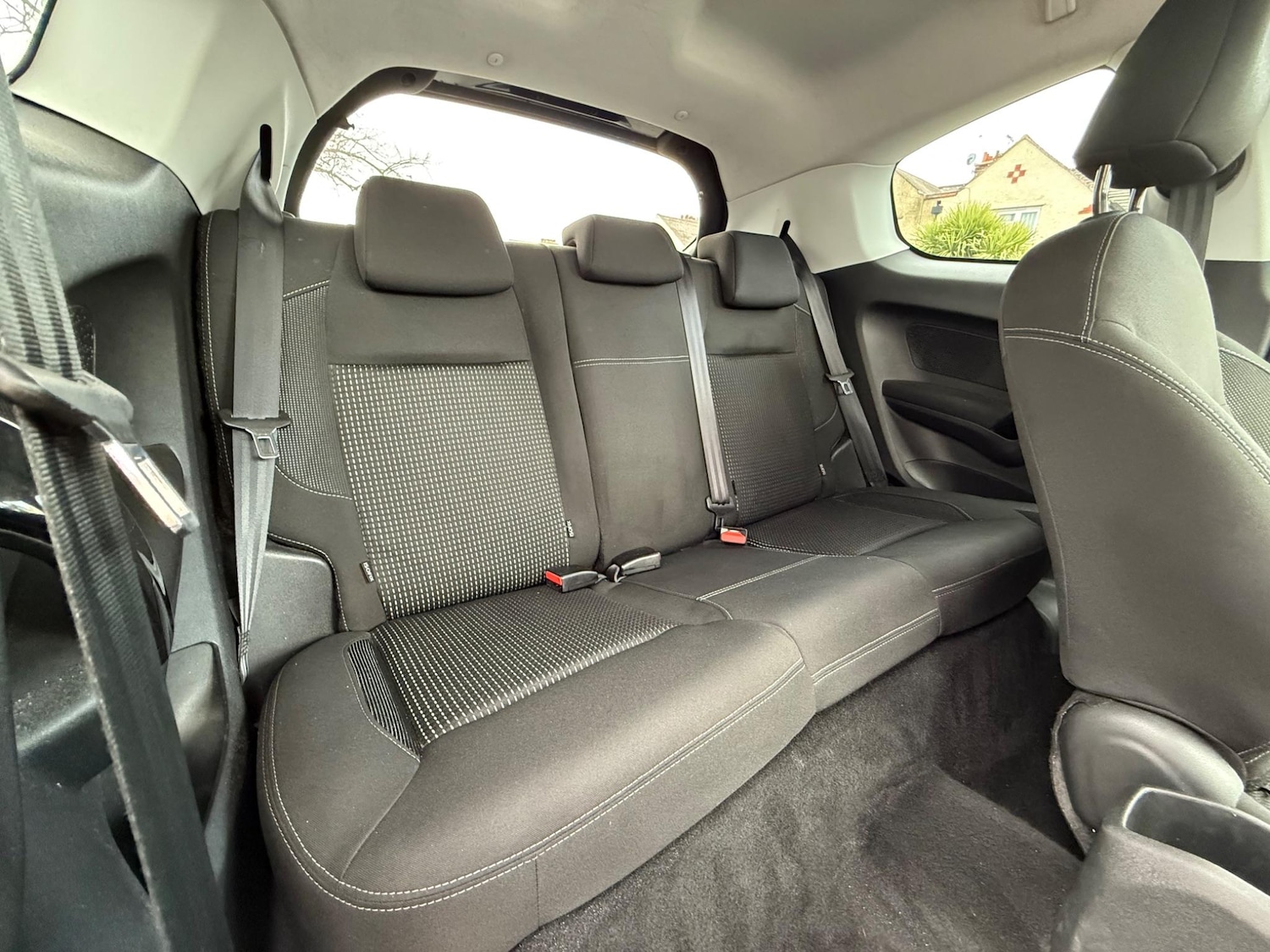 Used Peugeot 208 2016 for sale - 76283985: Photo 10