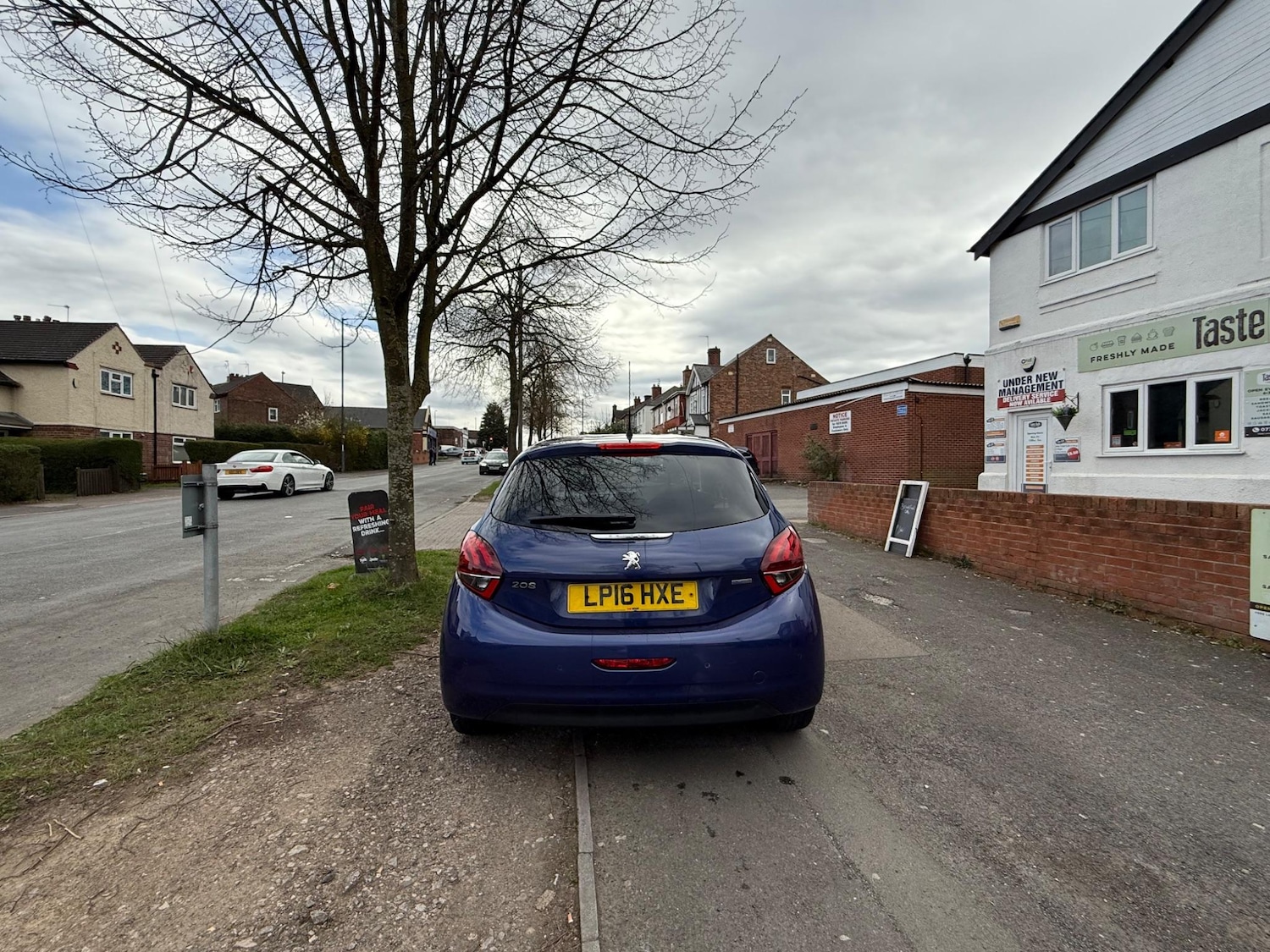 Used Peugeot 208 2016 for sale - 76283985: Photo 6