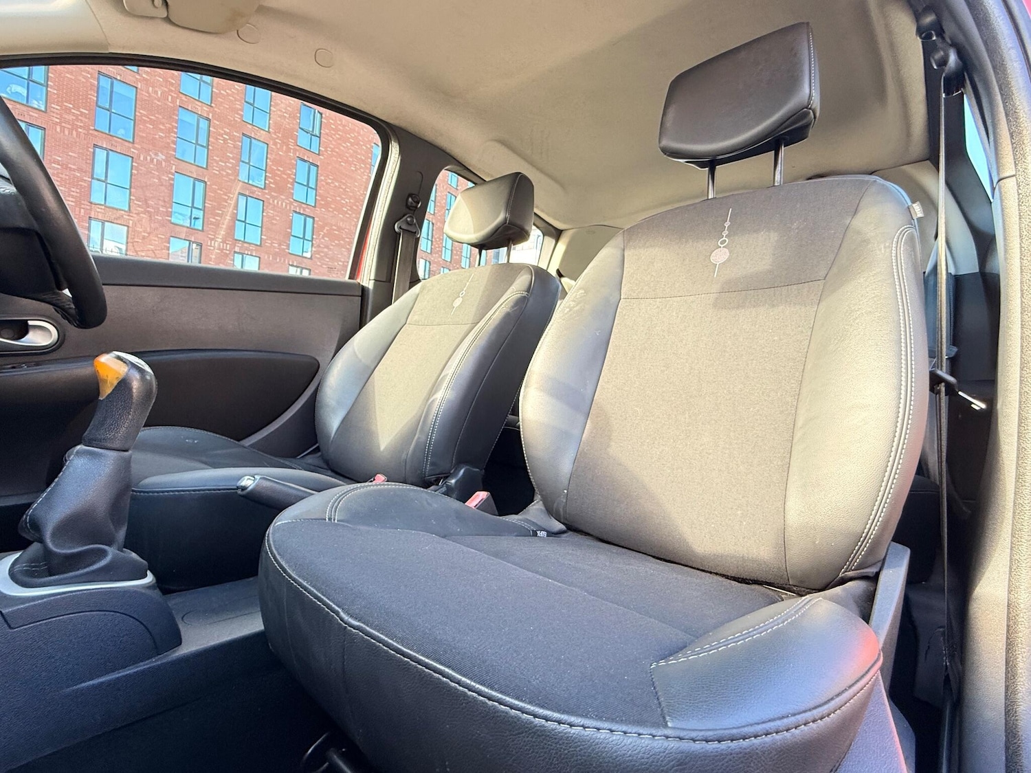 Used Renault Clio 2012 for sale - 76388614: Photo 13