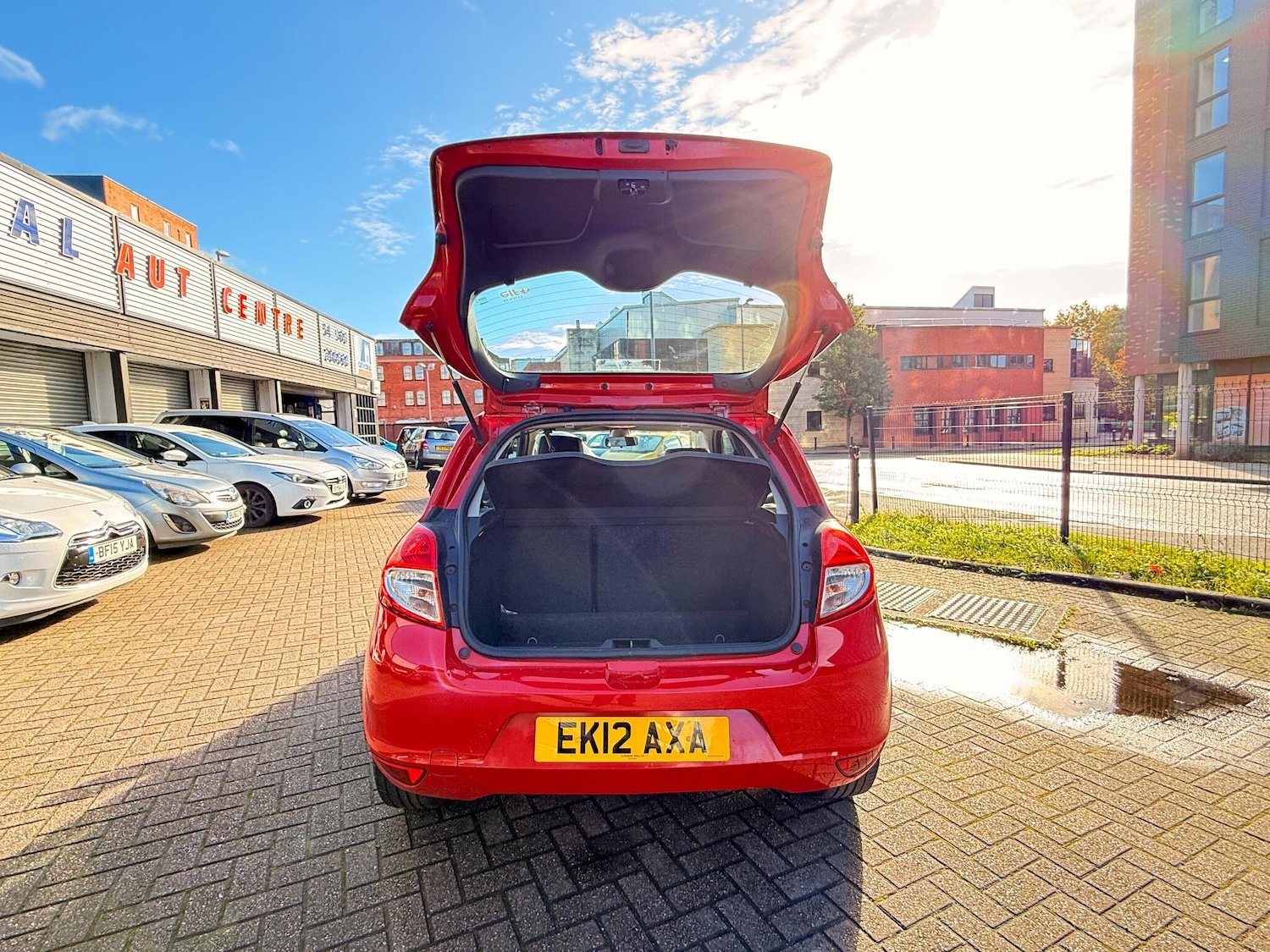 Used Renault Clio 2012 for sale - 76388614: Photo 8