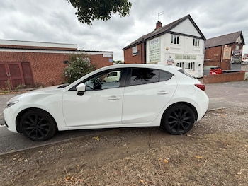 Used Mazda Mazda3 2014 for sale - 76432955: Photo