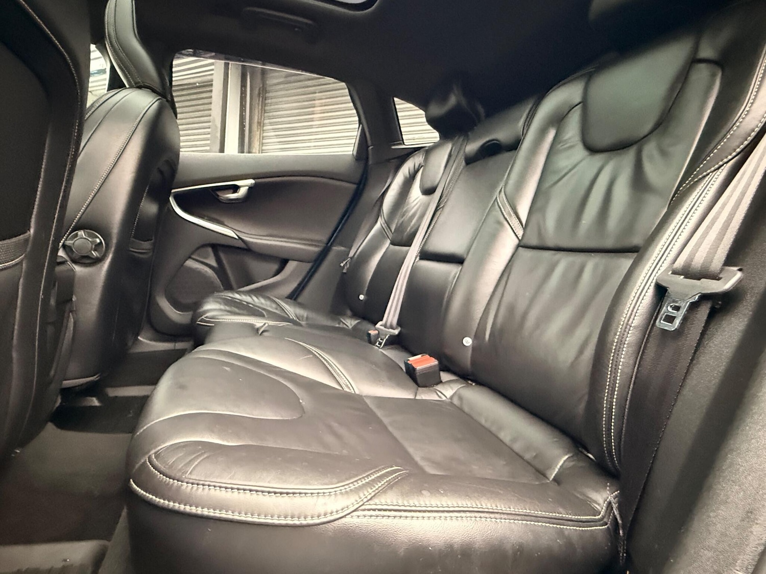 Used Volvo V40 2015 for sale - 76887016: Photo 15