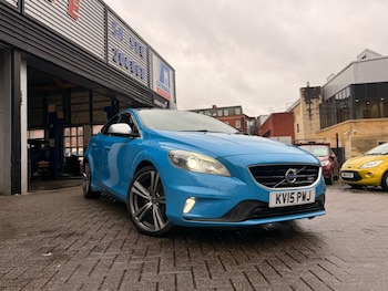 2015 (15) - D4 [190] R DESIGN Lux Nav 5dr