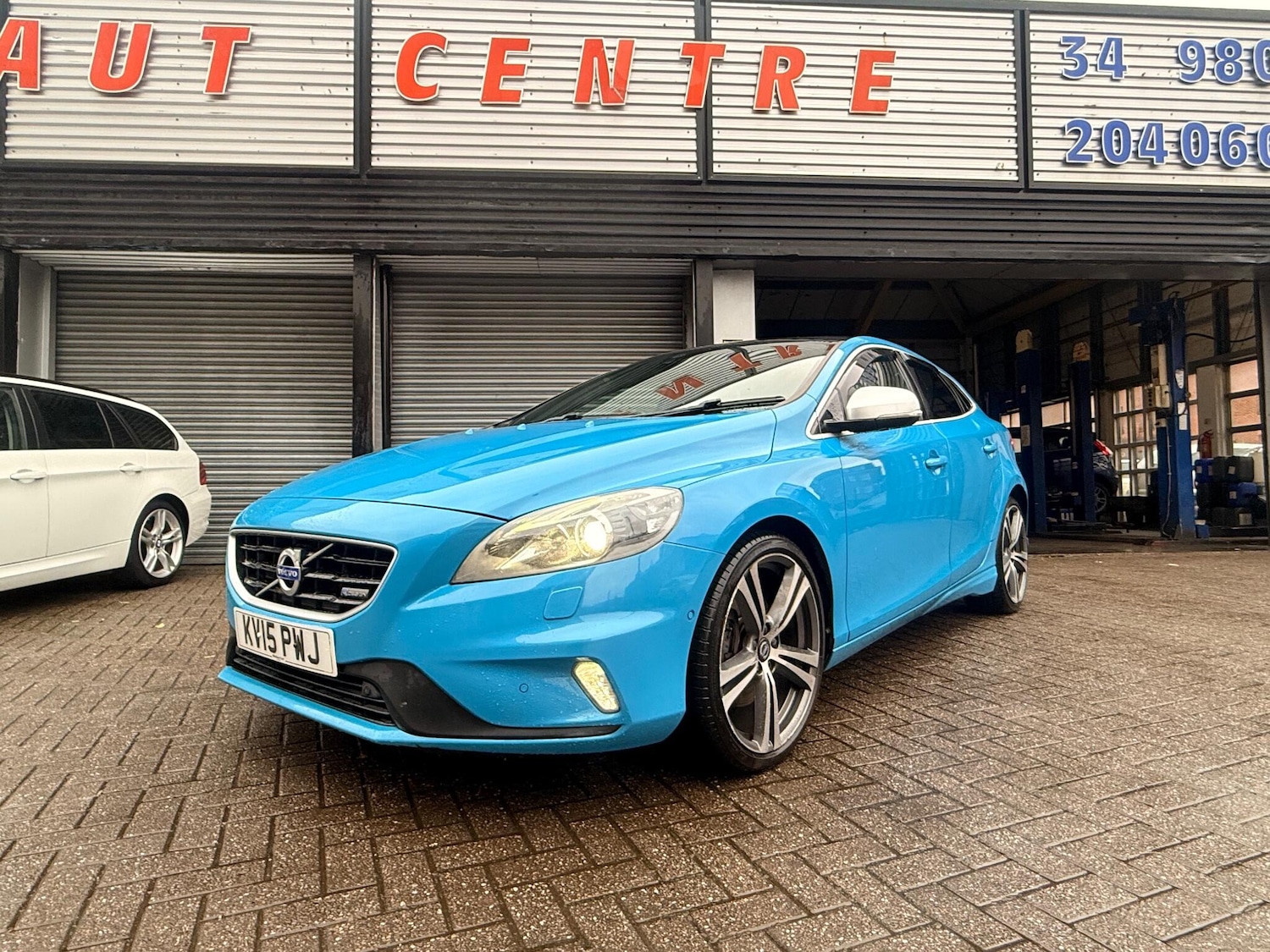 Used Volvo V40 2015 for sale - 76887016: Photo 3