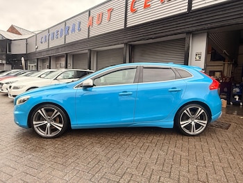 Used Volvo V40 2015 for sale - 76887016: Photo