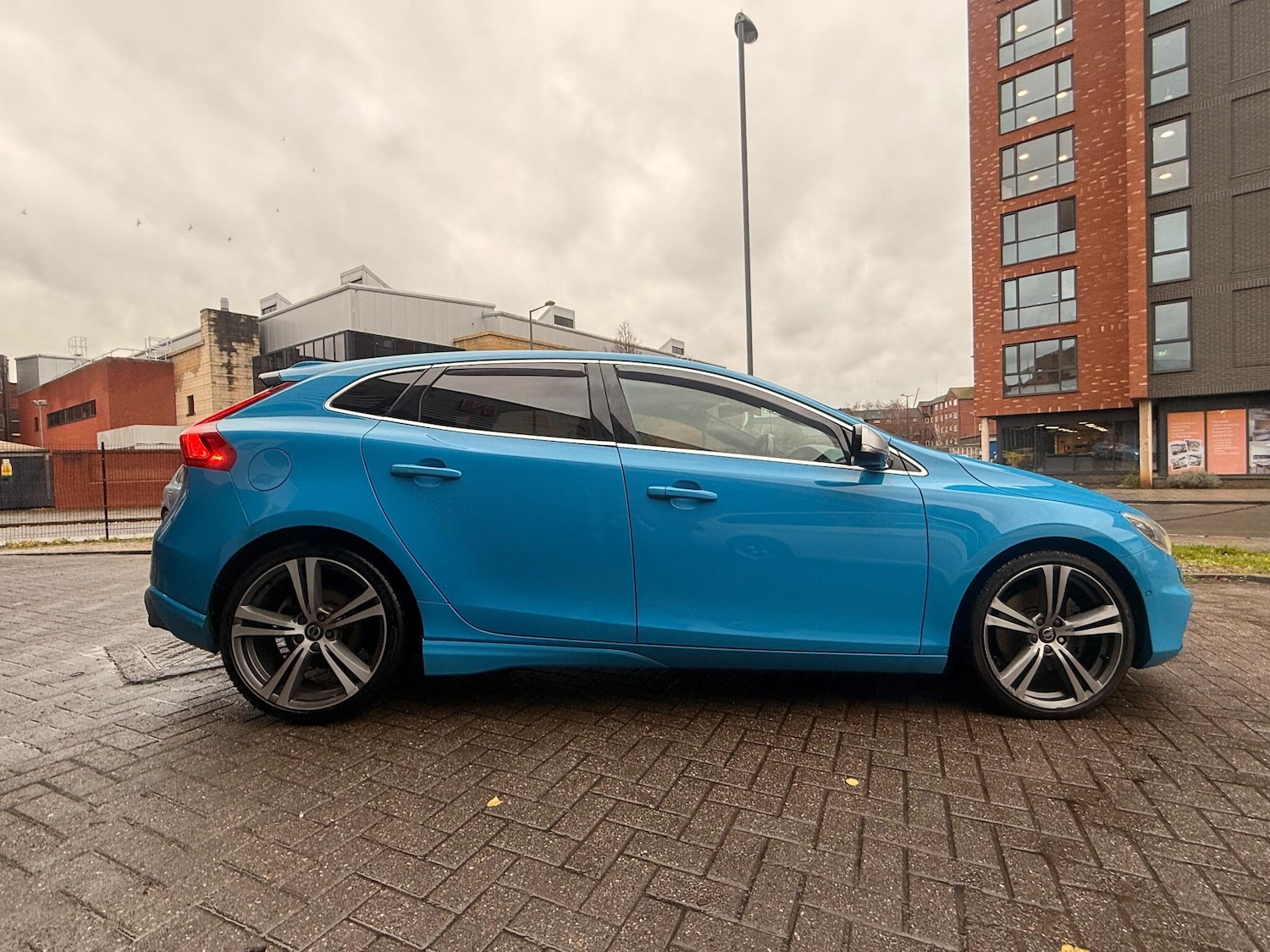 Used Volvo V40 2015 for sale - 76887016: Photo 9